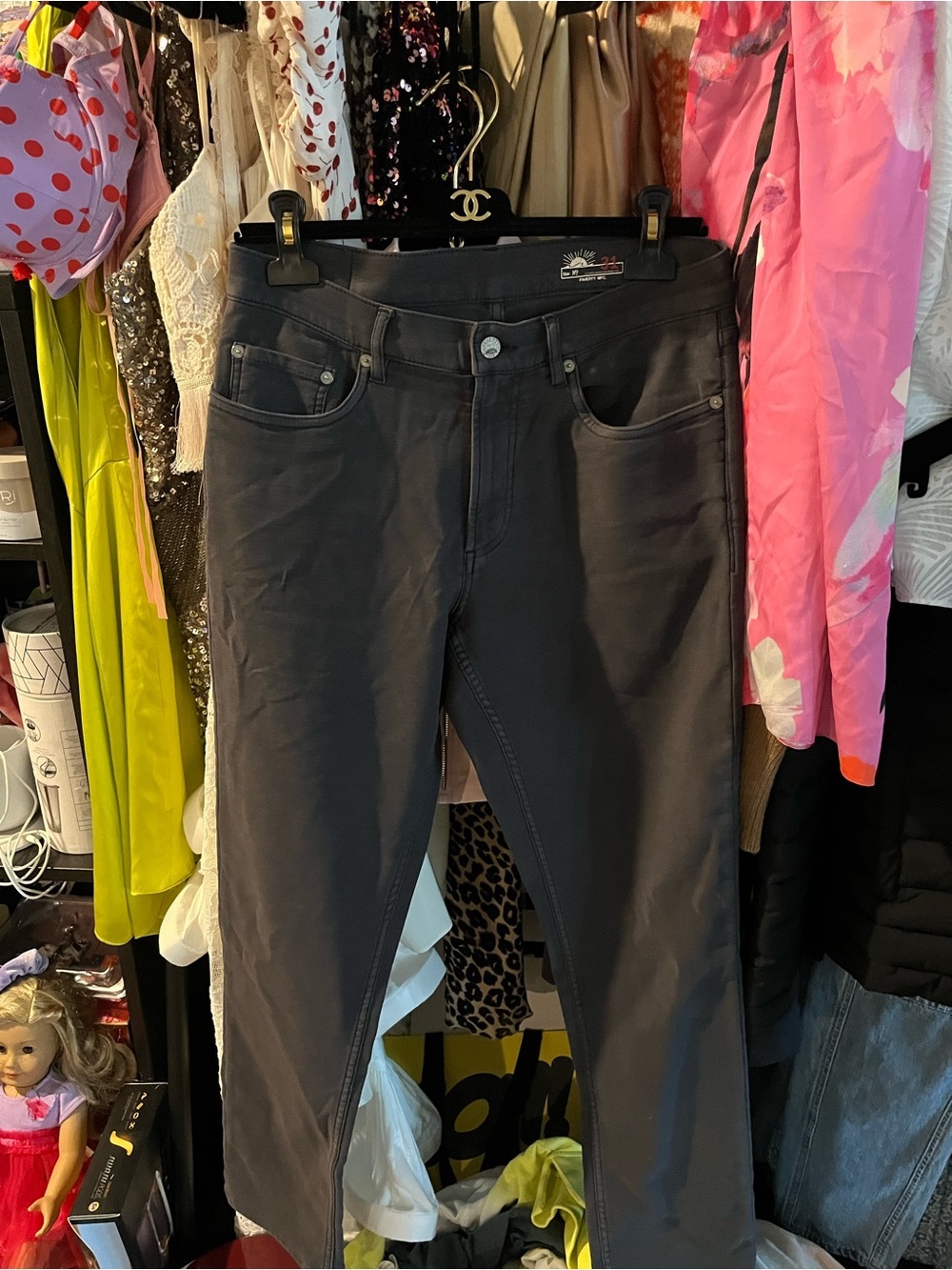 FAHERTY MENS JEANS size 31 ( charcoal Blue color ) 💙💙